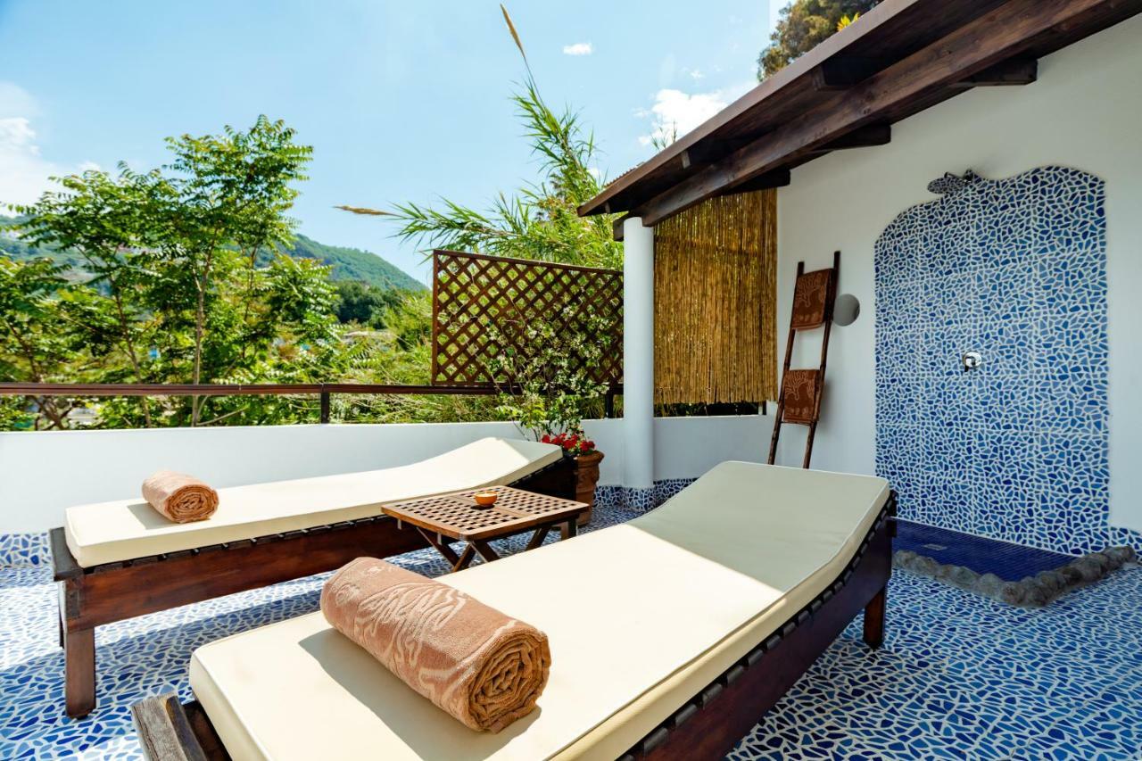 Giardino Eden Resort อีสเกีย ภายนอก รูปภาพ